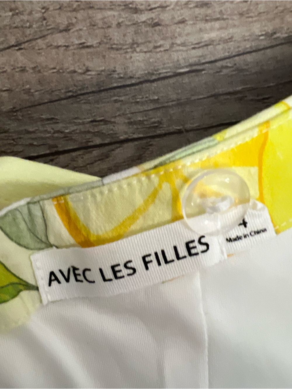 Avec Les Filles Limoncello Lemon Print Convertible Romper Dress - Picture 10 of 10